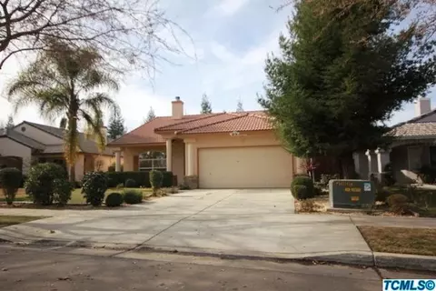 1627 N Sol Ct, Visalia, CA 93292 photo 3
