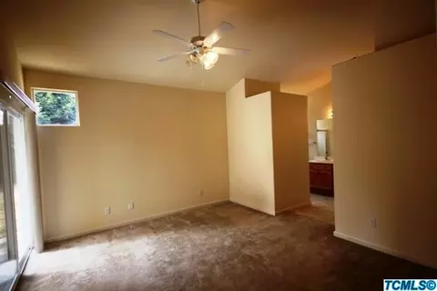 1627 N Sol Ct, Visalia, CA 93292 photo 17