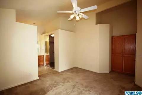 1627 N Sol Ct, Visalia, CA 93292 photo 18