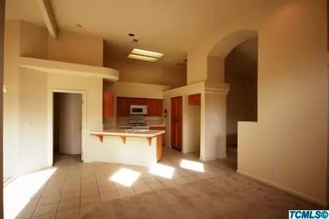 1627 N Sol Ct, Visalia, CA 93292 photo 13