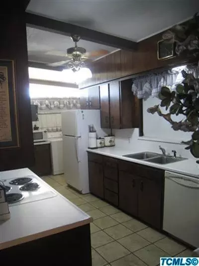 715 Sequoia Dr, Exeter, CA 93221 photo 10