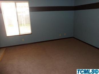 1460 Gerald Ave, Dinuba, CA 93618 photo 2