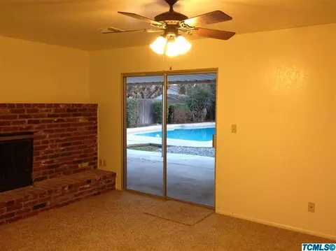 751 E Sycamore Ave, Reedley, CA 93654 photo 9