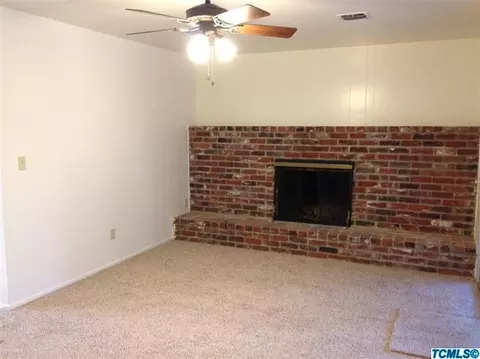 751 E Sycamore Ave, Reedley, CA 93654 photo 4