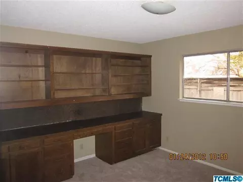 536 E Davis Dr, Dinuba, CA 93618 photo 9