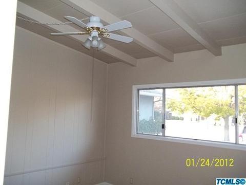 1007 W Iris Ave, Visalia, CA 93277 photo 11