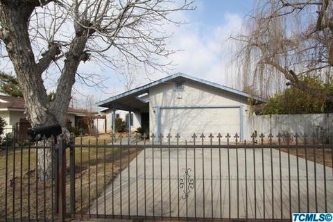 3325 E Pine Ave, Fresno, CA 93703 photo 1