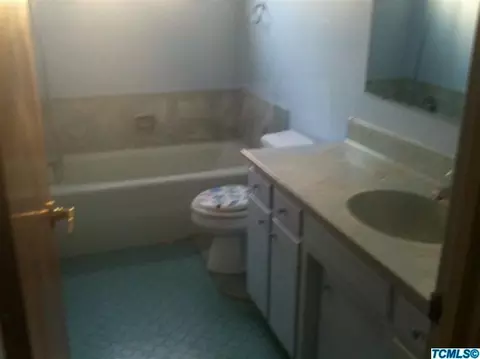 706 Westwood Dr, Exeter, CA 93221 photo 5