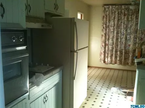 706 Westwood Dr, Exeter, CA 93221 photo 4