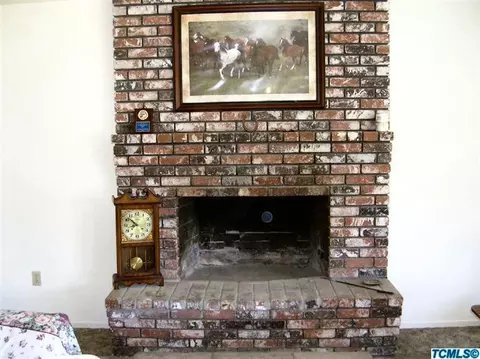 31268 Gray Dr, Exeter, CA 93221 photo 2