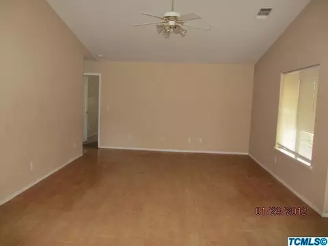 1468 Foothill Ave, Dinuba, CA 93618 photo 2