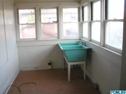 2626 A St, Selma, CA 93662 photo 3