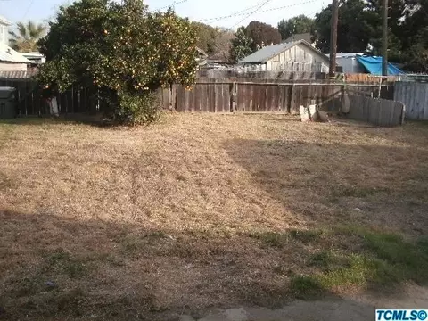 2626 A St, Selma, CA 93662 photo 4