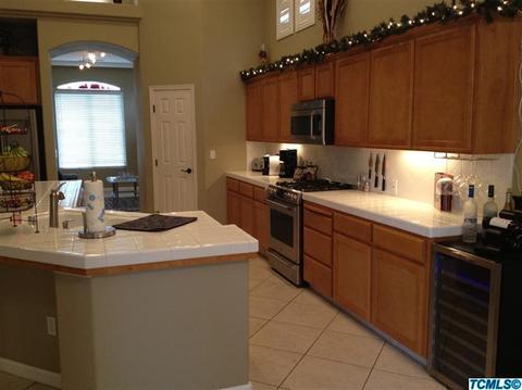 904 E Arlen Ave, Visalia, CA 93292 photo 8