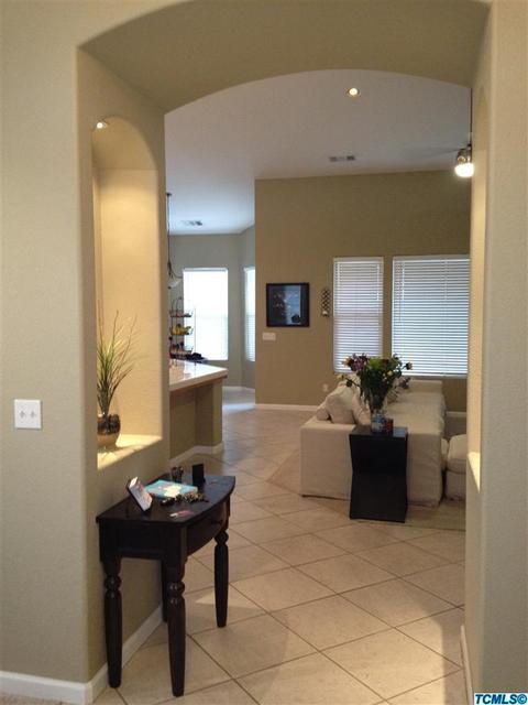 904 E Arlen Ave, Visalia, CA 93292 photo 2