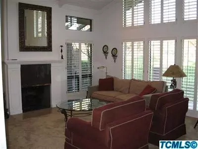 730 N Silvervale, Visalia, CA 93291 photo 12