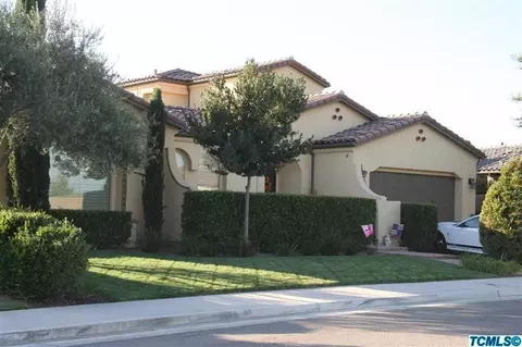 1885 E San Gregorio Ct, Tulare, CA 93274 photo 1