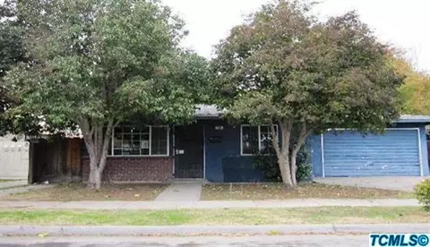 229 E Durian Ave, Coalinga, CA 93210 photo 1