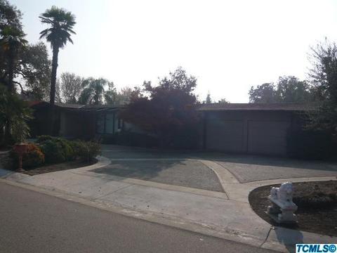 2937 W Iris Ave, Visalia, CA 93277 photo 3
