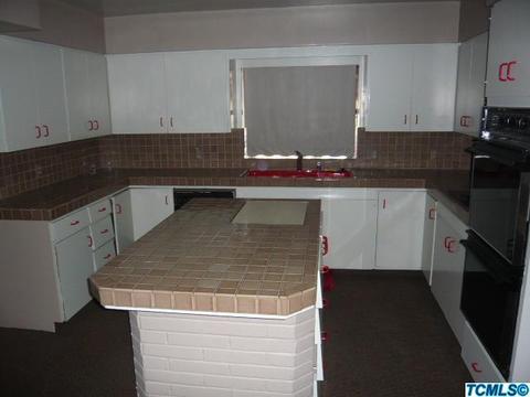 2937 W Iris Ave, Visalia, CA 93277 photo 7