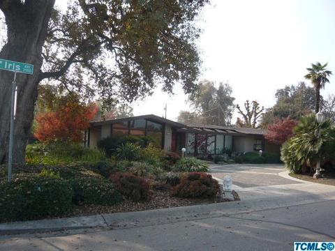 2937 W Iris Ave, Visalia, CA 93277 photo 2