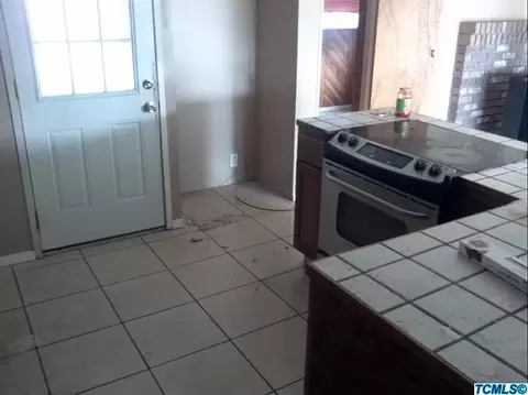 319 Peach St, Exeter, CA 93221 photo 4