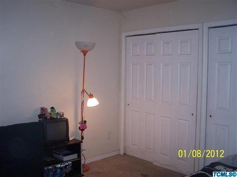 635 E Harold, Visalia, CA 93292 photo 6