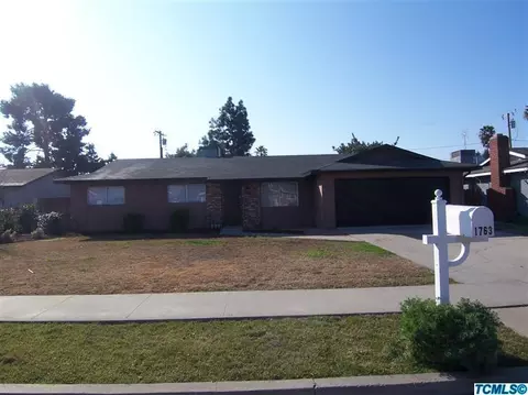 1763 E Sonora Ave, Tulare, CA 93274 photo 1