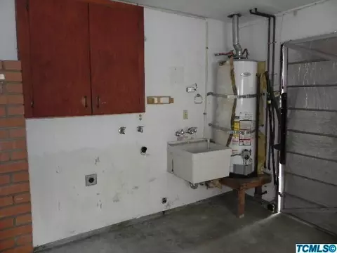 702 E Sycamore Ave, Reedley, CA 93654 photo 15