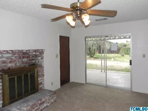 702 E Sycamore Ave, Reedley, CA 93654 photo 8