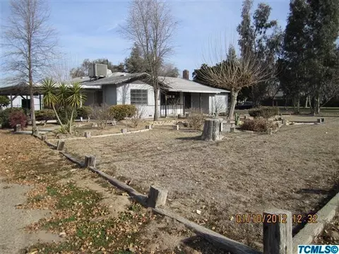 9404 E Belmont Ave, Sanger, CA 93657 photo 1