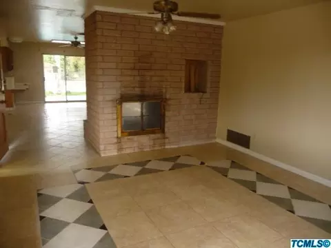15528 Avenue 328, Ivanhoe, CA 93235 photo 4