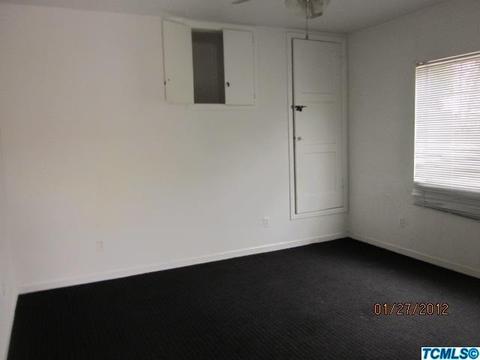 32919 Hawthorne Rd, Ivanhoe, CA 93235 photo 6