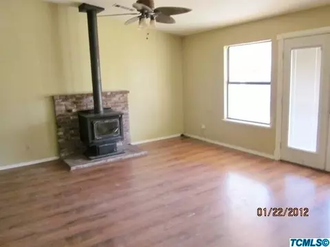 612 N Quince Ave, Exeter, CA 93221 photo 3