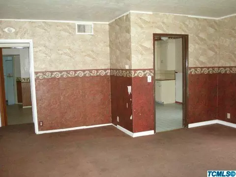 274 N Bates Ave, Dinuba, CA 93618 photo 2