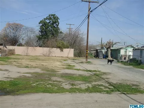 198 S Thompson Rd, Tipton, CA 93272 photo 4