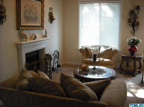 2815 E Harter Ct, Visalia, CA 93292 photo 8