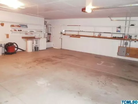 2550 E Beech Ct, Visalia, CA 93292 photo 39