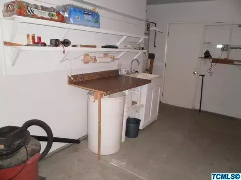 2550 E Beech Ct, Visalia, CA 93292 photo 42