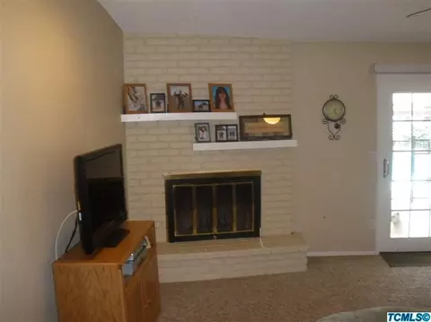 503 S Francis Ave, Exeter, CA 93221 photo 5
