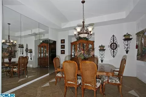 337 Goshen Ave, Clovis, CA 93611 photo 9