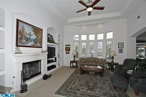 337 Goshen Ave, Clovis, CA 93611 photo 4