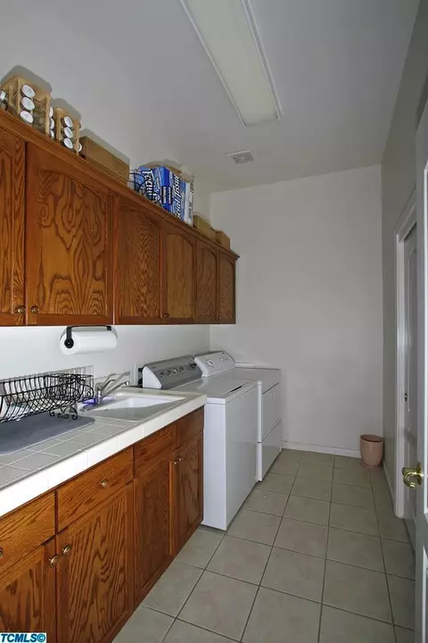 337 Goshen Ave, Clovis, CA 93611 photo 27