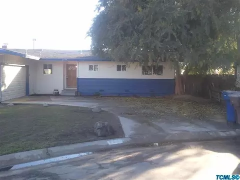 2349 E Sierra Ave, Tulare, CA 93274 photo 1