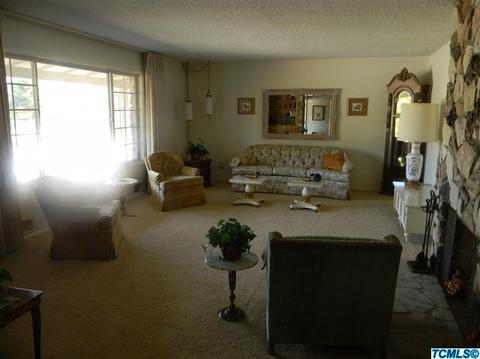 3133 W Iris Ave, Visalia, CA 93277 photo 9