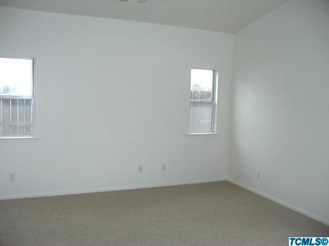1481 Bay St, Lemoore, CA 93245 photo 9