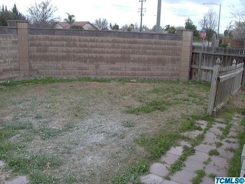 1481 Bay St, Lemoore, CA 93245 photo 2