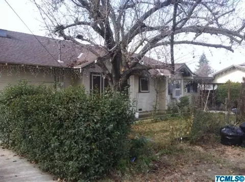 5972 E Latonia Ave, Laton, CA 93242 photo 1