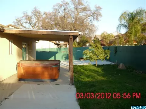 3927 E Oak Ave, Visalia, CA 93292 photo 8