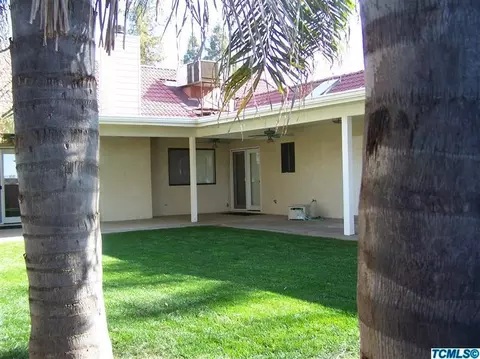 1915 Evergreen Ct, Visalia, CA 93292 photo 2